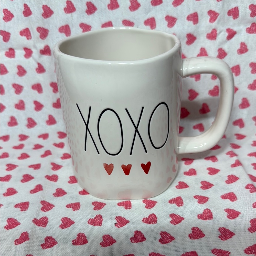 Rae Dunn XOXO Valentines Mug